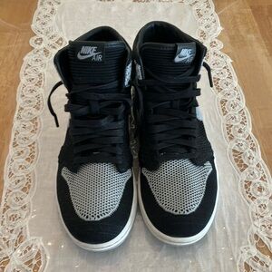 Air Jordan 1 Retro High OG Flyknit
'Shadow'